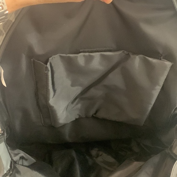 Billabong black gray print backpack amazing condition no signs of use - Picture 13 of 13